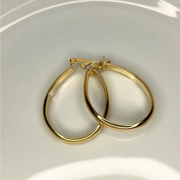 14k gold filled oval hoop earrings - Picture 2 of 5
